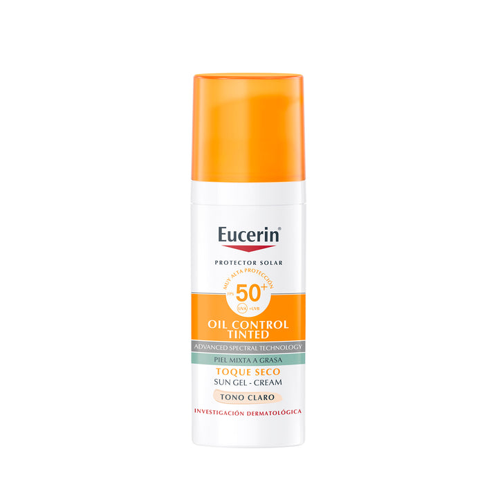 Eucerin Solar 50+ Oil Control Toque Seco Tono Claro, protector solar de alta protección