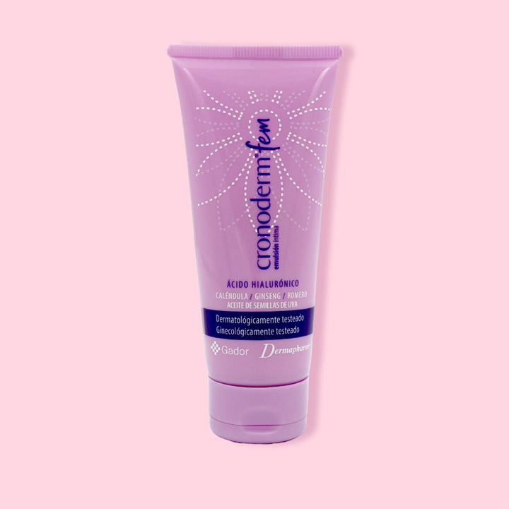 Envase de Cronoderm Fem Gador para el cuidado reafirmante y nutritivo de la piel.