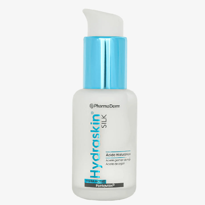 Crema hidratante facial Hydraskin Silk de Pharmaderm con acabado sedoso.