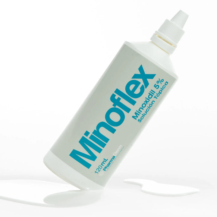 Solución capilar fortalecedora Minoflex de Pharmaderm para mejorar la densidad.