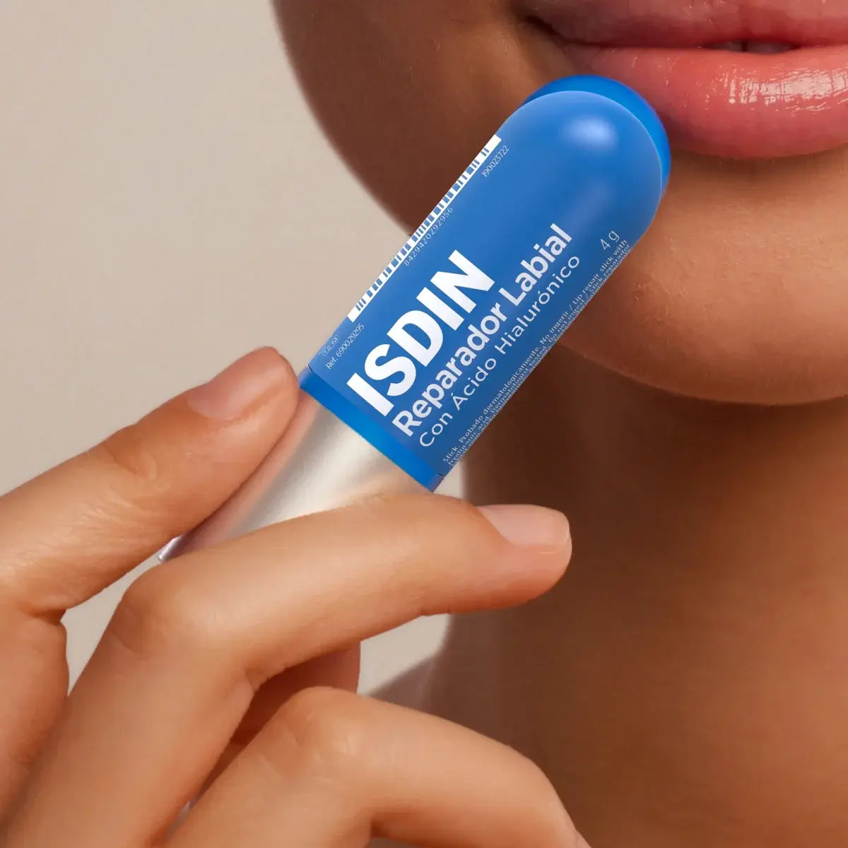 Reparador Labial Stick con Ácido Hialurónico - Isdin 4 gr