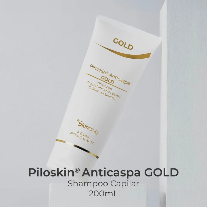 Shampoo para el control de la caspa Piloskin Anticaspa Gold de Skindrug.