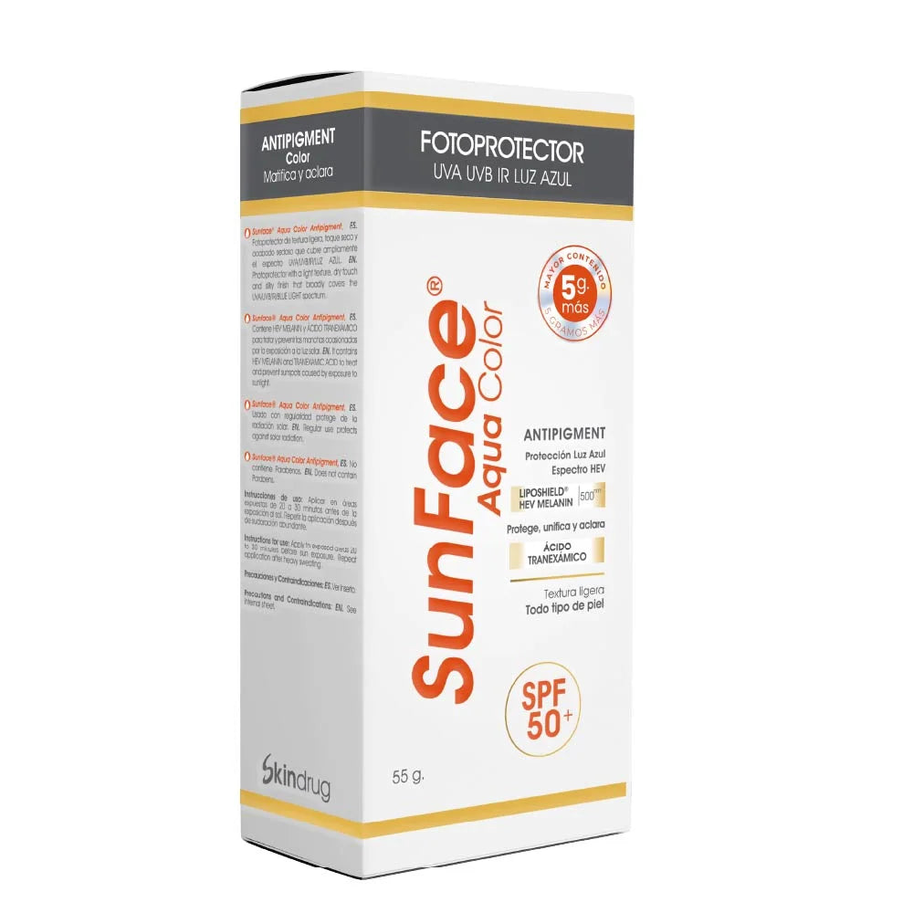 Protector solar con color SunFace Aqua Color de Pharmaskin para un tono uniforme.