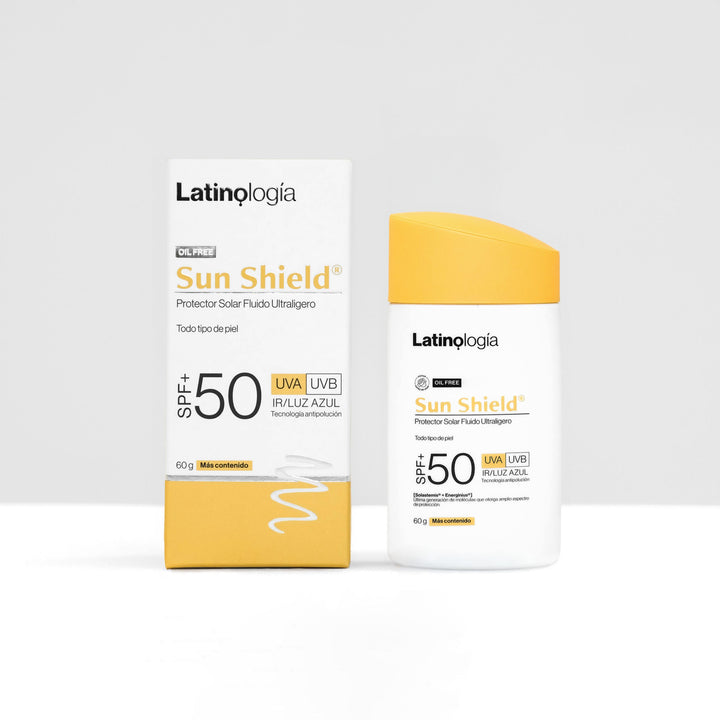 Envase de Sun Shield Protector Solar Fluido Ultraligero Latinologia para protección solar de amplio espectro.